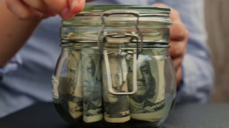 How to Avoid Debt After Losing Your Job